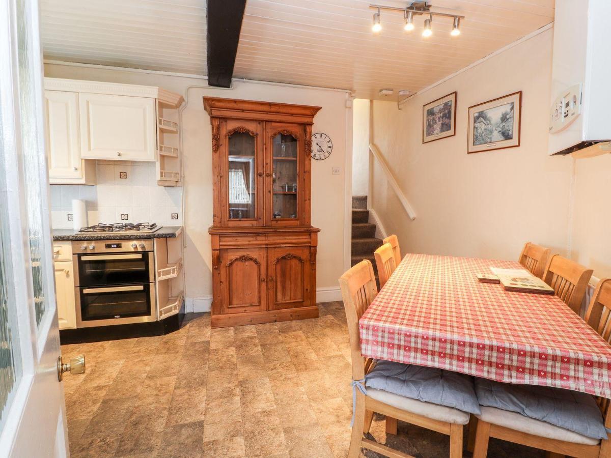 Scotch Hall Cottage Llangollen Esterno foto