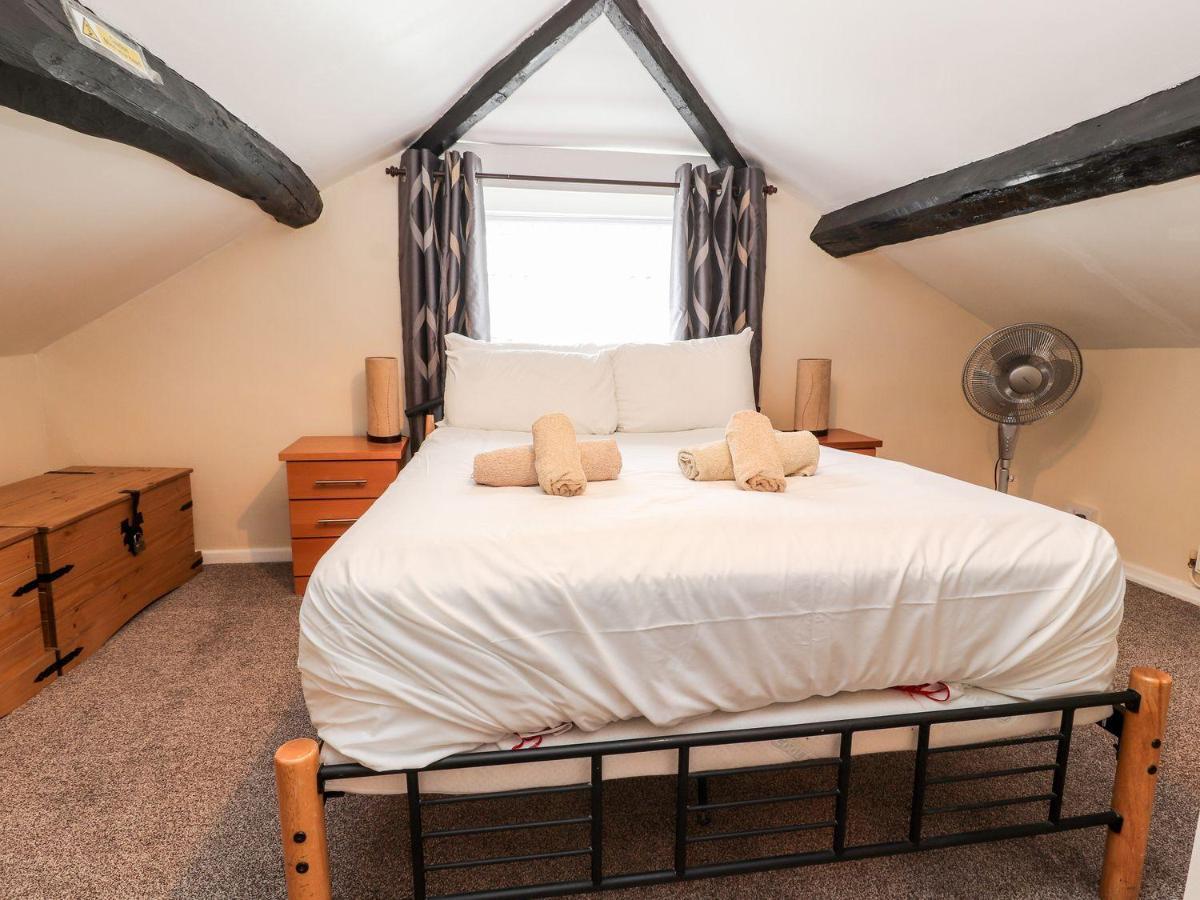 Scotch Hall Cottage Llangollen Esterno foto